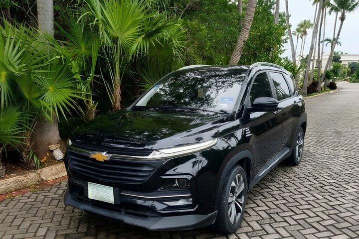 Transfer from Cancun airport to hotel zone sedan R.T