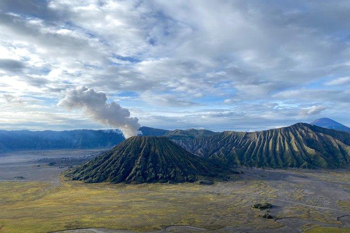 ジョグジャカルタ：バリ島へのブロモ＆イジェン火山ツアー3日間