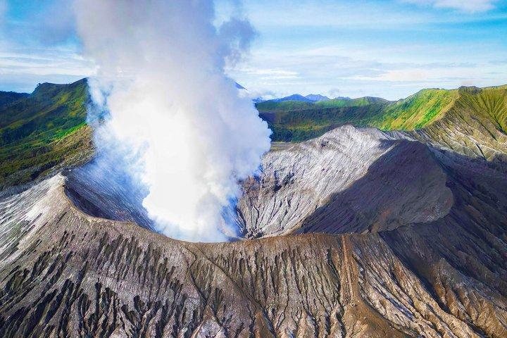 ジョグジャカルタ：バリ島へのブロモ＆イジェン火山ツアー3日間