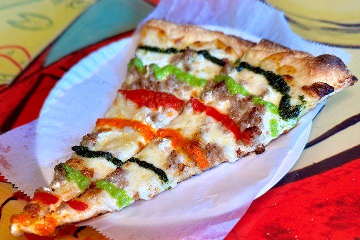 グリーンウィッチ村ピッツァ＆フードツアー：NYCで7つの味覚を堪能