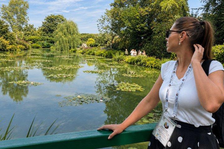 ジヴェルニー、ヴェルノン、ルーアンへのプライベート日帰り旅行