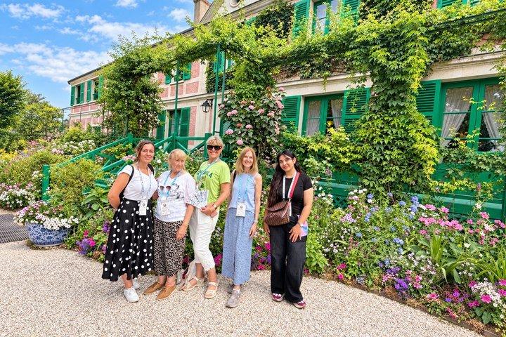 ジヴェルニー、ヴェルノン、ルーアンへのプライベート日帰り旅行