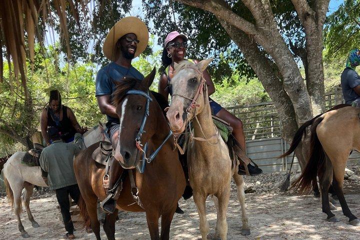 Reiten in Punta Cana & Stranderlebnis in Macau