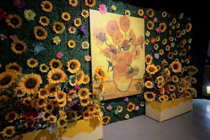 Van Gogh museum spring over køen med lydguide-tur
