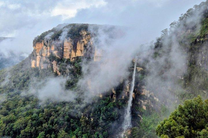 Blue Mountains - Cliff Edge Hike + Three Waterfalls