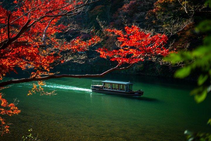 Kyoto Arashiyama Walking Tour and Fufu no Yu Onsen Experience