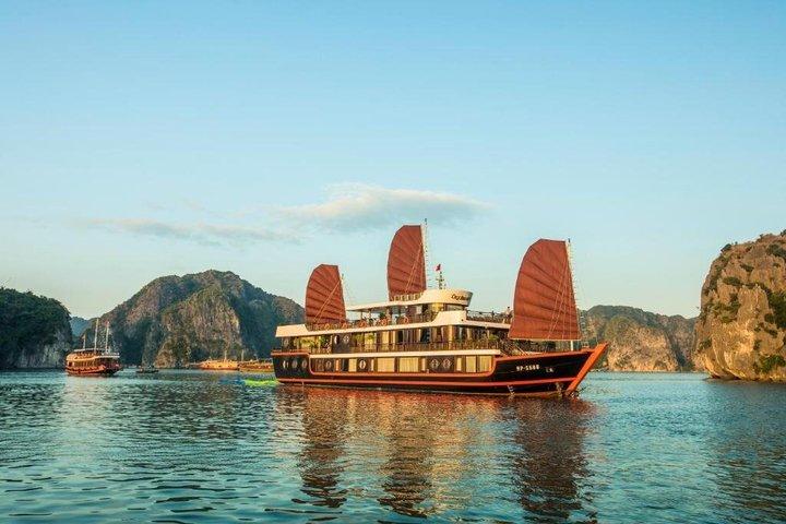 ハノイ：2日間で楽しむカバ島＆ランハー湾オールインクルーシブブティッククルーズ