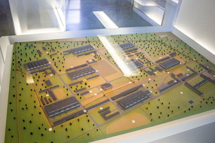 From Berlin: Sachsenhausen Concentration Camp Museum Tour
