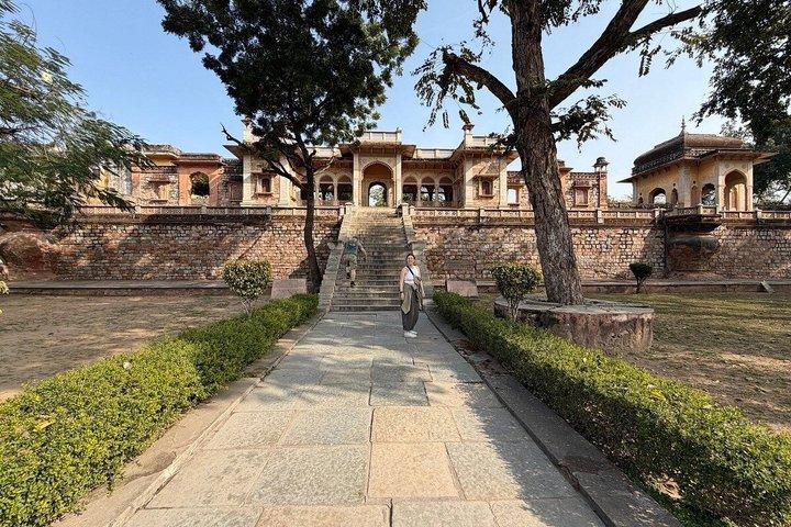 Jaipur Sightseeing Tour with Private Car and Guide