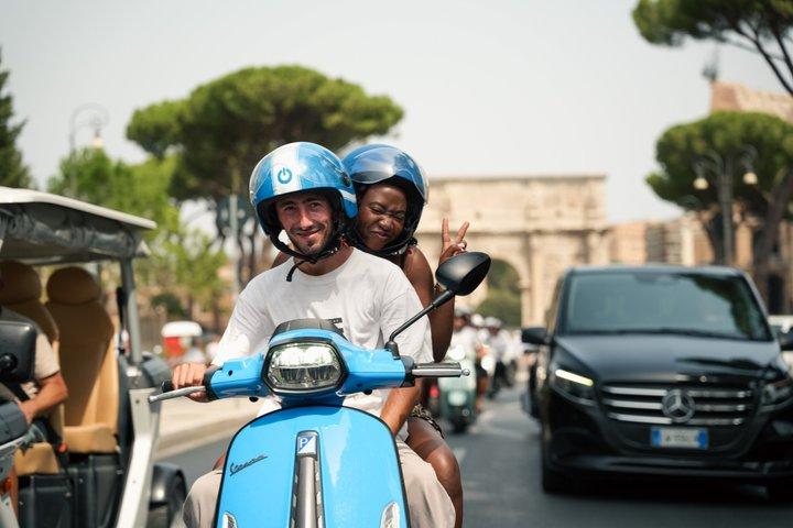 Explore Rome by Vespa With Pick up and Drop Off