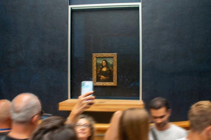 Louvre Small-Group Tour (Max 6 Guests) - Mona-Lisa & Highlights