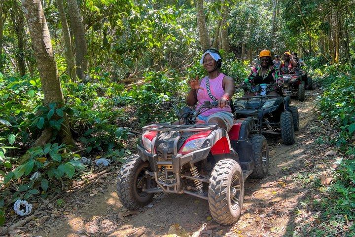ジャングルアドベンチャーの組み合わせ：クワッドバイクと乗馬