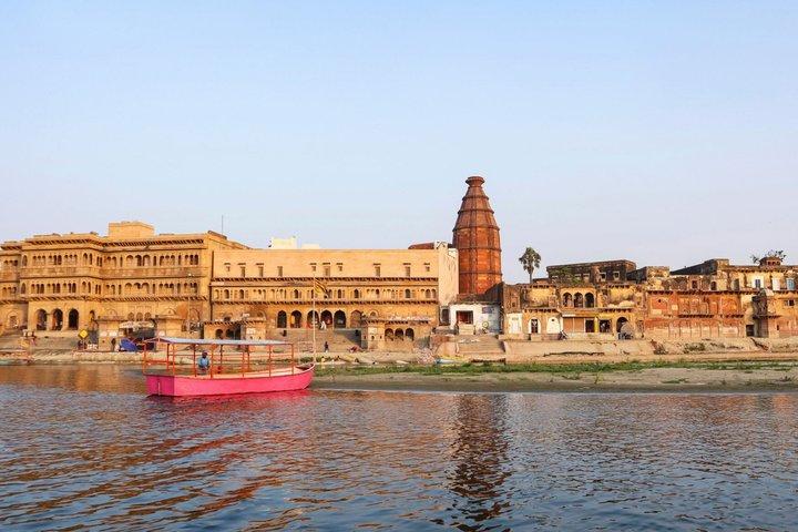 ダスク・バンケ・ビハリ寺院、ニディヴァン、ヤムナ・アーティのヴリンダーヴァン