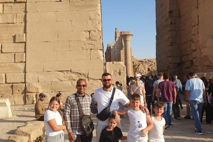 Hurghadaからルクソールと王家の谷へのVIPプライベート日帰り旅行