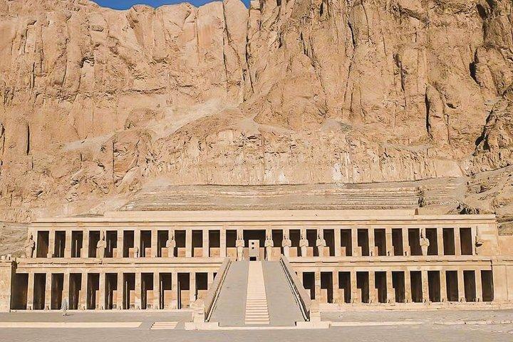 Hurghadaからルクソールと王家の谷へのVIPプライベート日帰り旅行