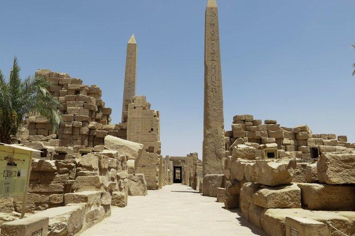 Hurghadaからルクソールと王家の谷へのVIPプライベート日帰り旅行