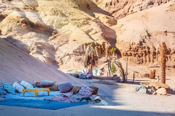 シャルム・エル・シェイク ATVクアッドバイク、ラクダ＆エコー・マウンテン砂漠サファリ