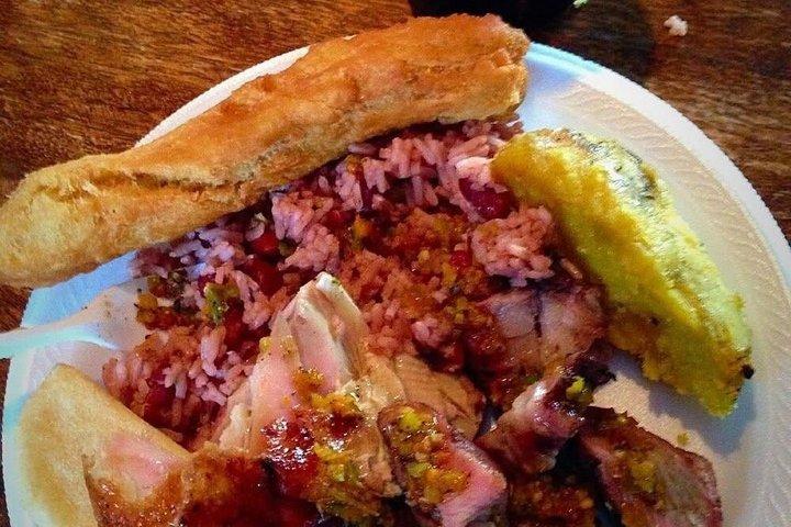 モンテゴベイローカルフレーバーツショッピング、ビーチ＆スコッチーズランチ