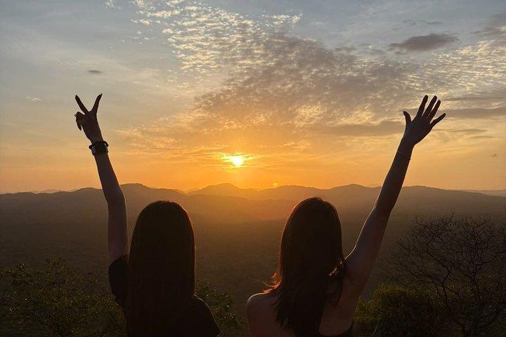 スリランカでのプライベート複数日ツアー(専属ドライバー付き)