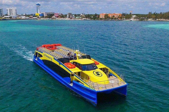 Round Ferry Transfer from Tortugas to Isla Mujeres