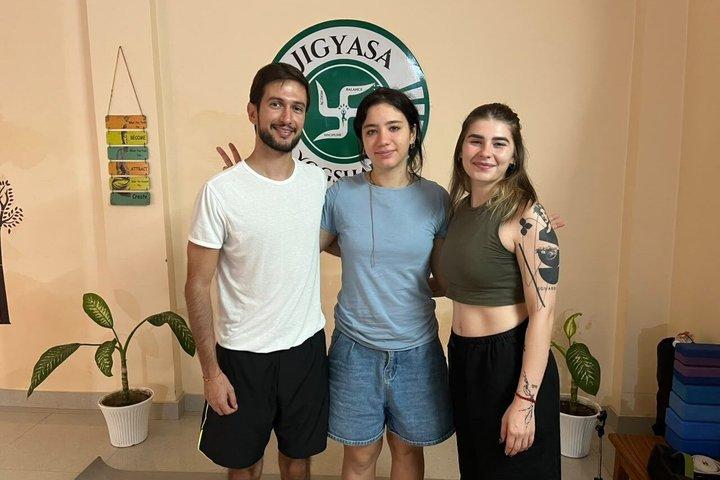 Hatha Vinyasa & Ashtanga Yoga Classes