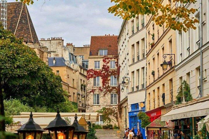 パリ：ル・マレの隠れた名所を巡るウォーキングツアー（テイスティング付き）