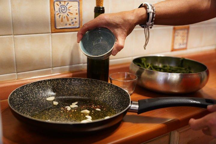 本物のローマでのプライベートカート体験とホームダイニング