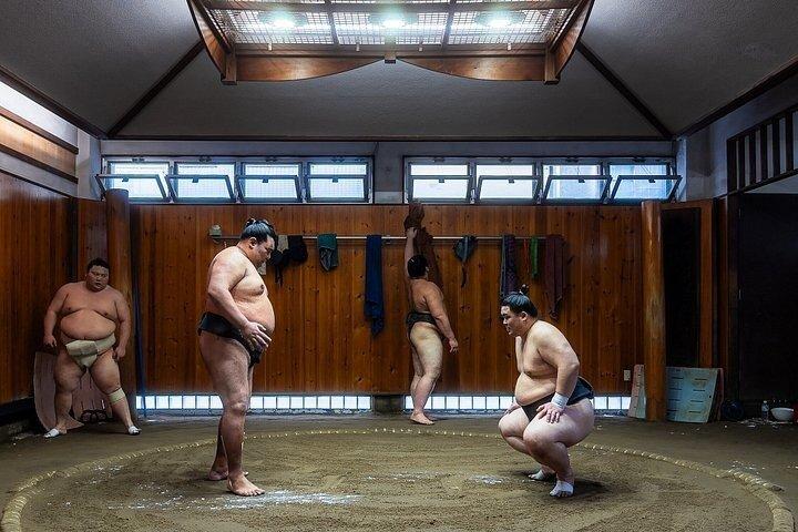 Watch Sumo Morning Practice at Stable in Tokyo