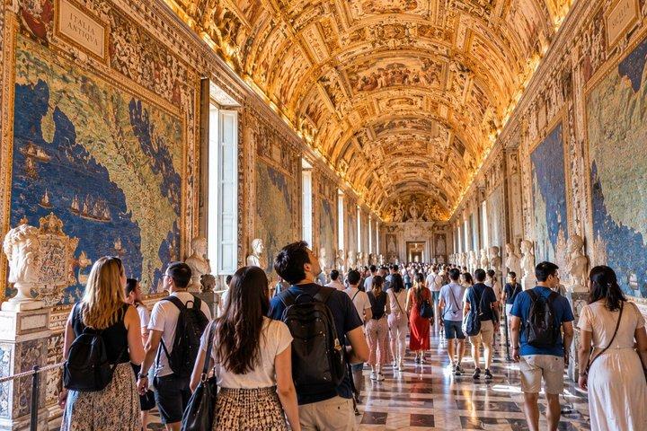 Vatican Museums & Sistine Chapel Skip The Line
