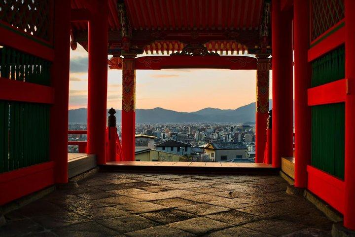 京都 清水寺 ガイド付きウォーキングツアー（チケット付き）