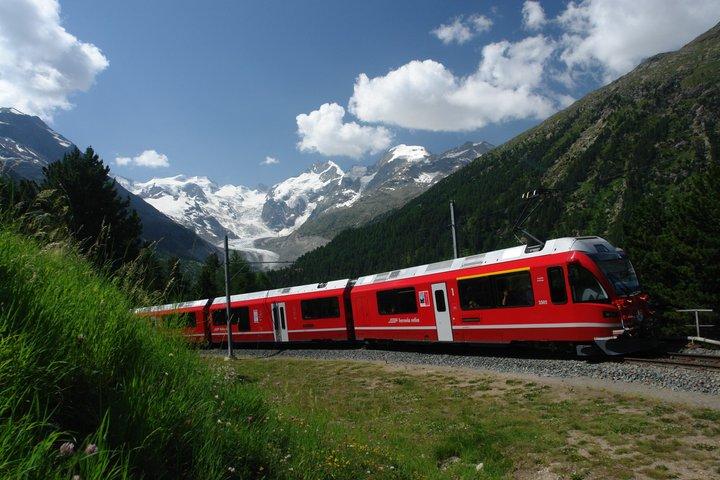 From Como: Day Trip to St. Moritz & Panoramic Bernina Express