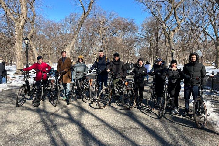 ニューヨークミッドタウンとセントラルパークでのクリスマスバイクツアー