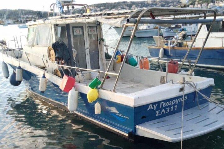 ポルトラフティでの新鮮なシーフード釣りツアー