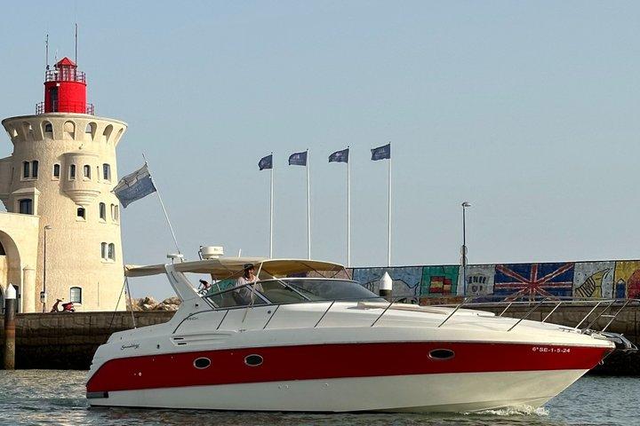 カディス発、6名様限定プライベートヨットでの2時間体験