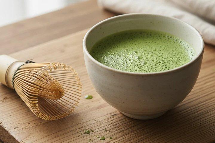 東京：渋谷での抹茶と線香作り体験
