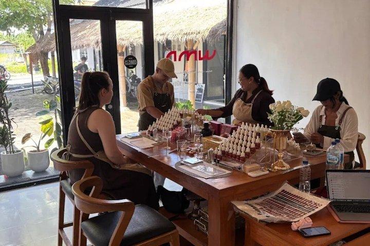 Kuta: Bali Perfume Master Class Making Experience