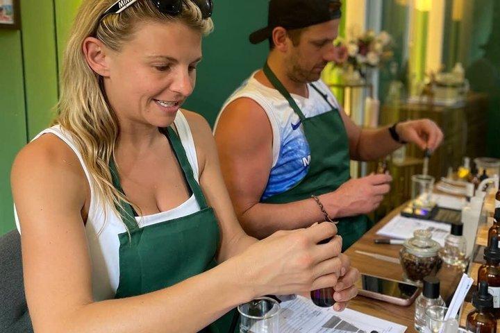 Kuta: Bali Perfume Master Class Making Experience