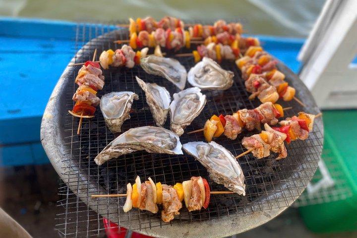 プライベート・トゥボン川の夕日とバーベキューツアーを探検する