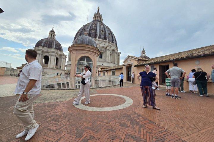 Rome St. Peter's Basilica Tour with exclusive Underground Access