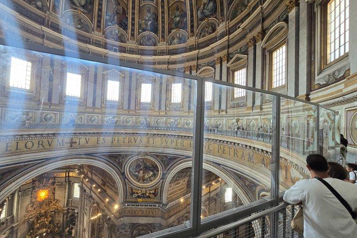 Rome St. Peter's Basilica Tour with exclusive Underground Access