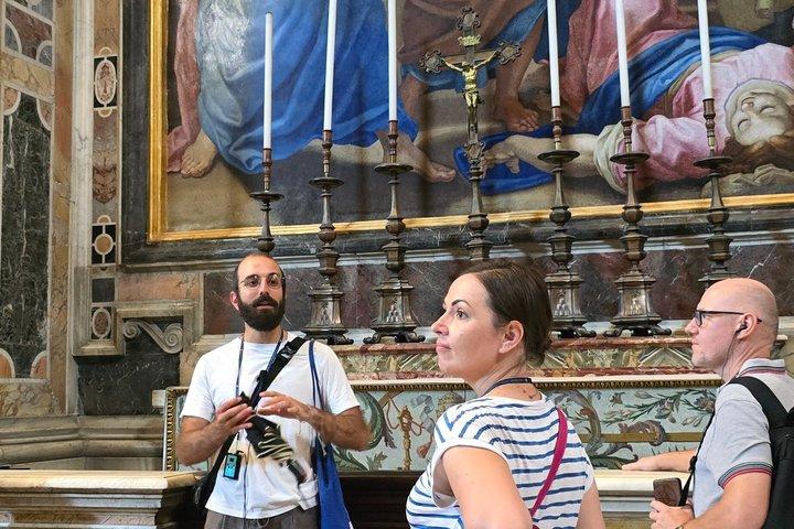 Rome St. Peter's Basilica Tour with exclusive Underground Access