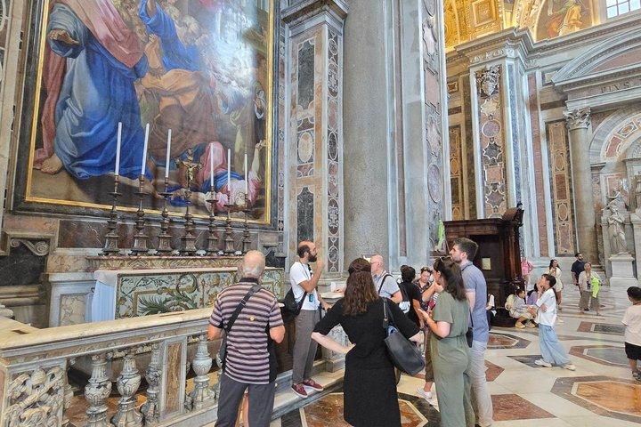 Rome St. Peter's Basilica Tour with exclusive Underground Access