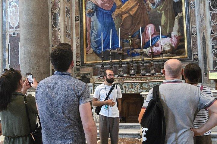 Rome St. Peter's Basilica Tour with exclusive Underground Access