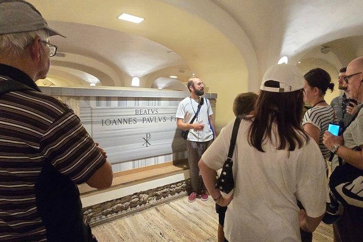 Rome St. Peter's Basilica Tour with exclusive Underground Access