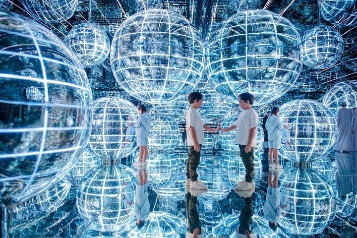 アヤユニバースドバイ入場チケット