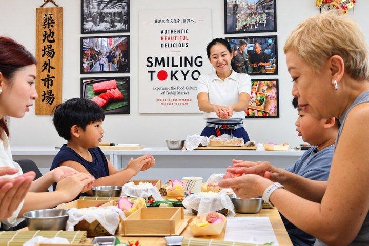 東京 2時間 築地魚市場ツアー＆寿司作り教室