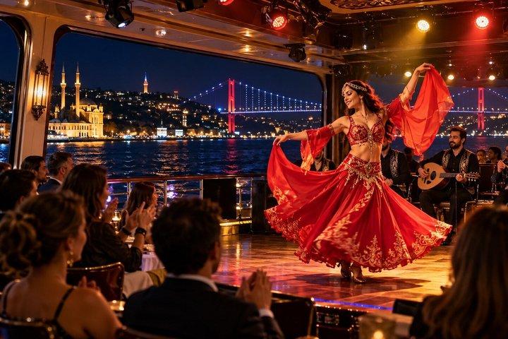 Dinner Cruise und türkische Nachtshow auf dem Bosporus in Istanbul