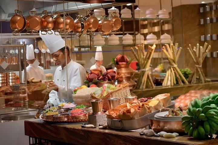 アトランティス・ザ・パーム カレイドスコープ・ディナーとインターナショナルビュッフェ