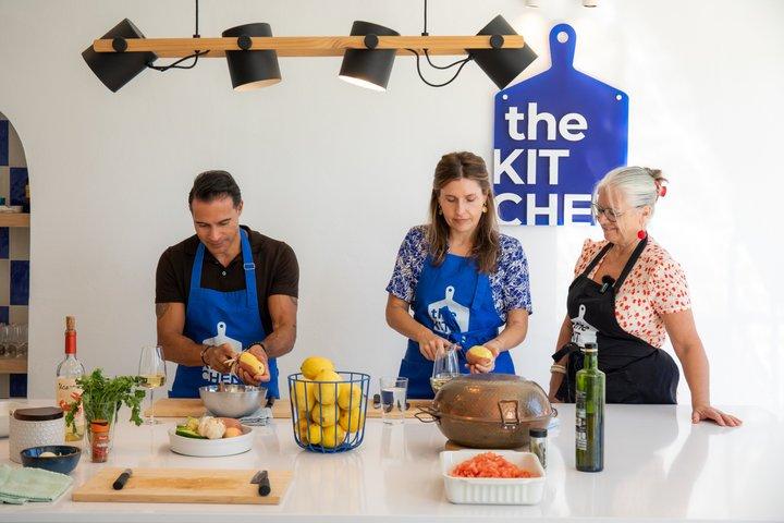 Lagos Market Tour & Seafood Cataplana Cooking Class