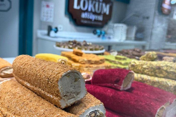イスタンブールの味：屋台料理ツアーと地元のお気に入り